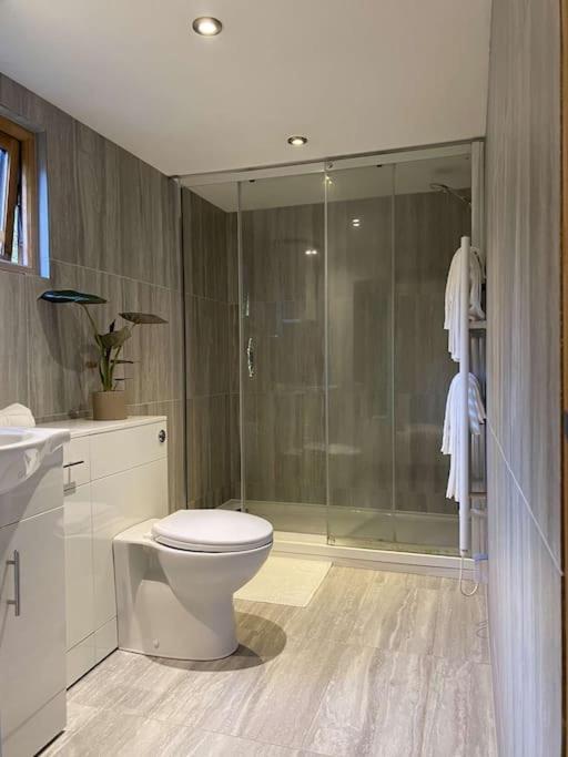 Cosy 1 Bedroom Country Lodge With Free Parking Watlington  Ngoại thất bức ảnh